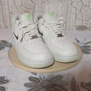 Nike White and Green Women's Sneakers